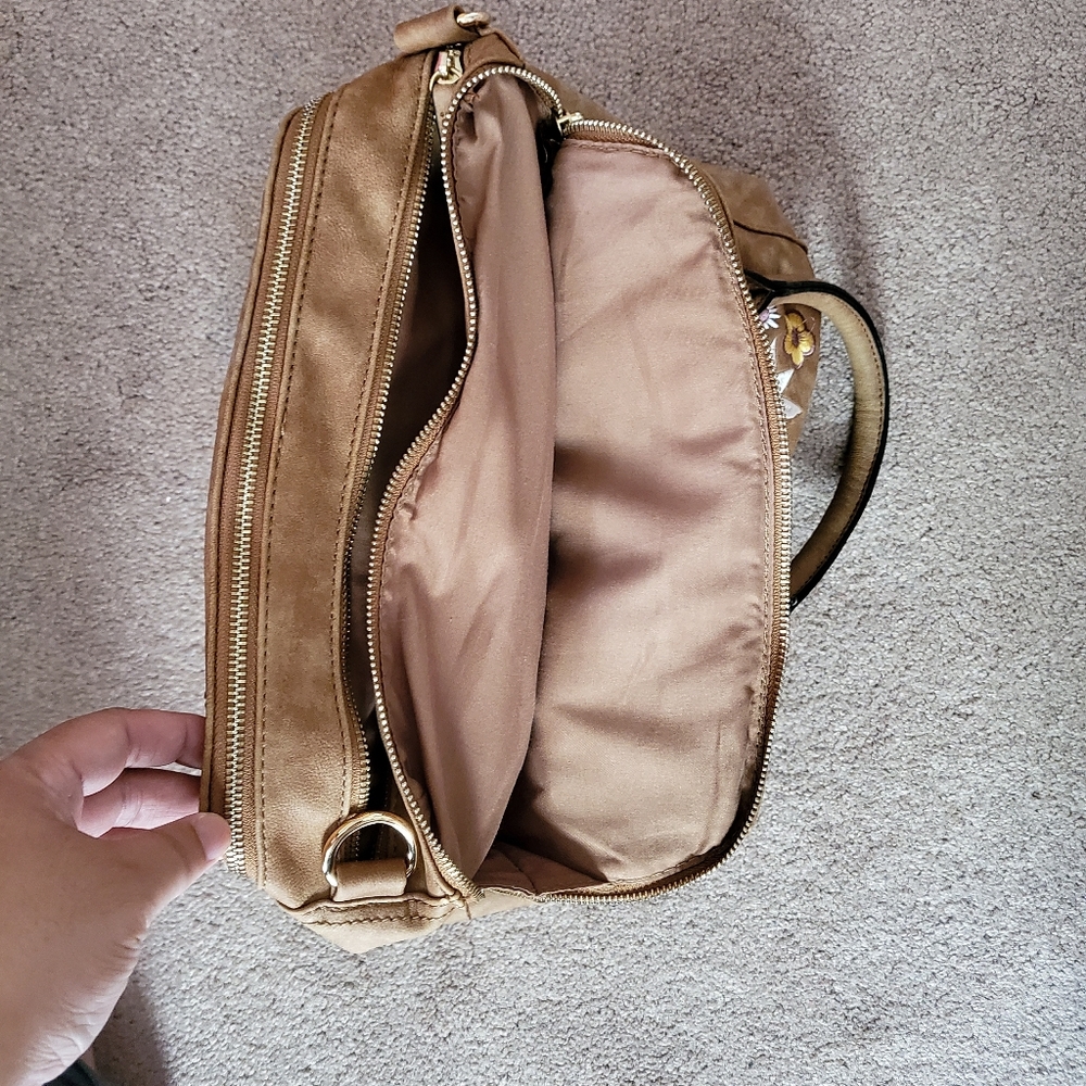 Handbag - Picture 4 of 7